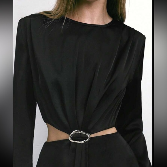 Black cutout side long sleeve midi dress with metallic detail - Picture 6 of 7